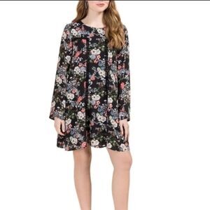 Miami Size Small Bell Sleeve Long sleeve floral knee length dress size small